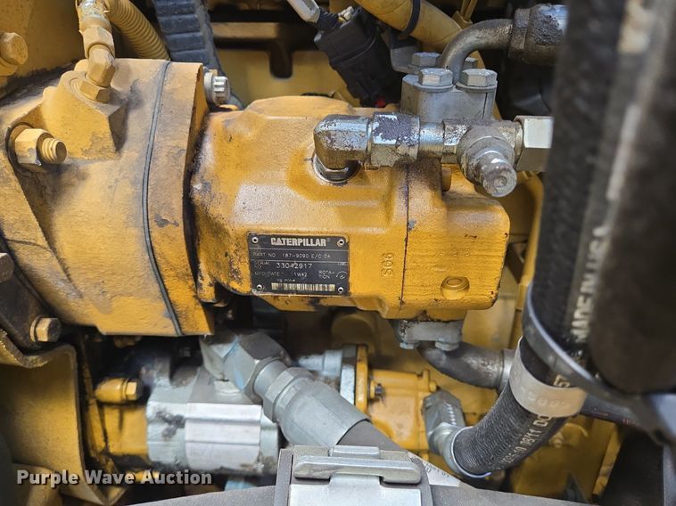 image for item EG9840 2012 Caterpillar 740B haul truck