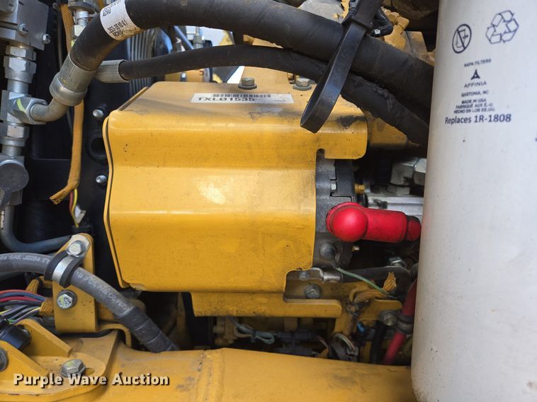 image for item EG9840 2012 Caterpillar 740B haul truck