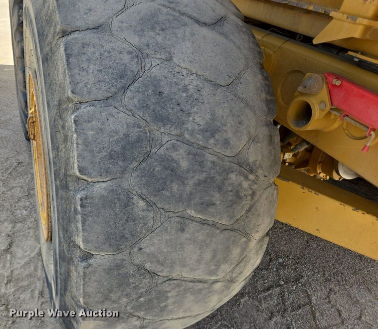 image for item EG9840 2012 Caterpillar 740B haul truck