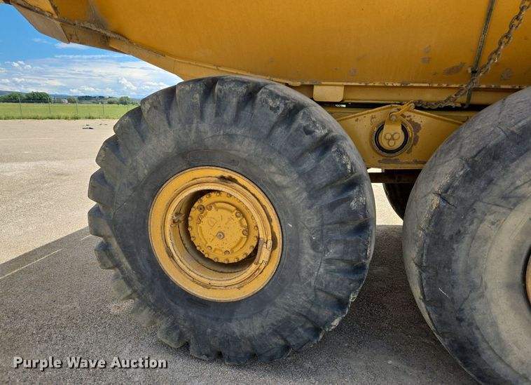 image for item EG9840 2012 Caterpillar 740B haul truck