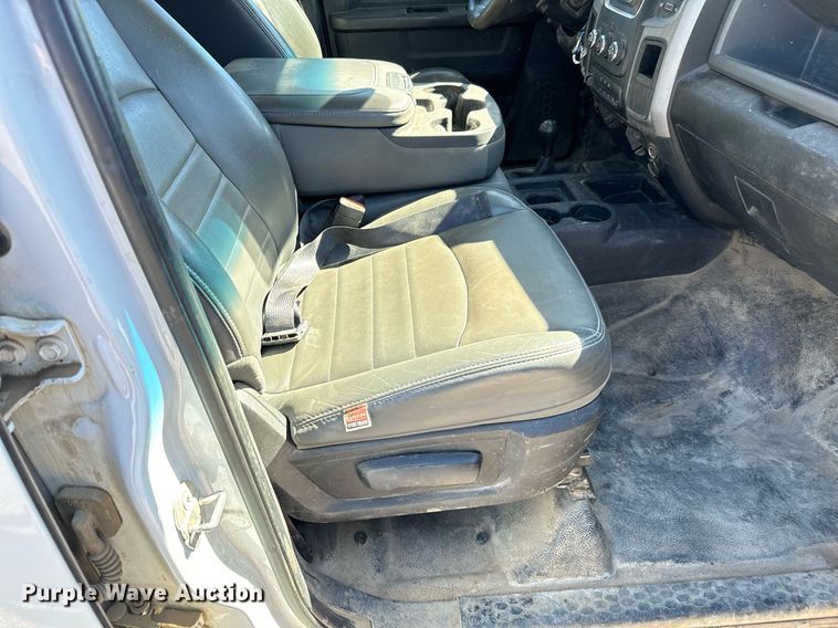 image for item EG9841 2016 Dodge Ram 4500 Crew Cab utility / service truck