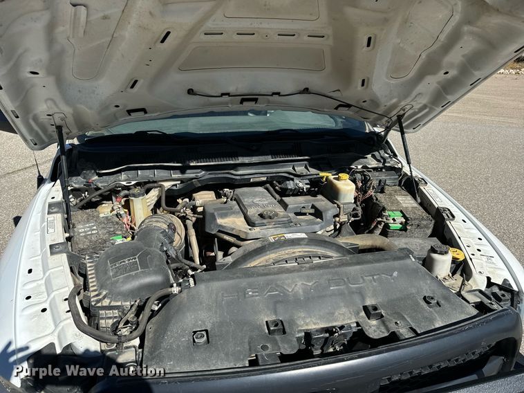 image for item EG9841 2016 Dodge Ram 4500 Crew Cab utility / service truck