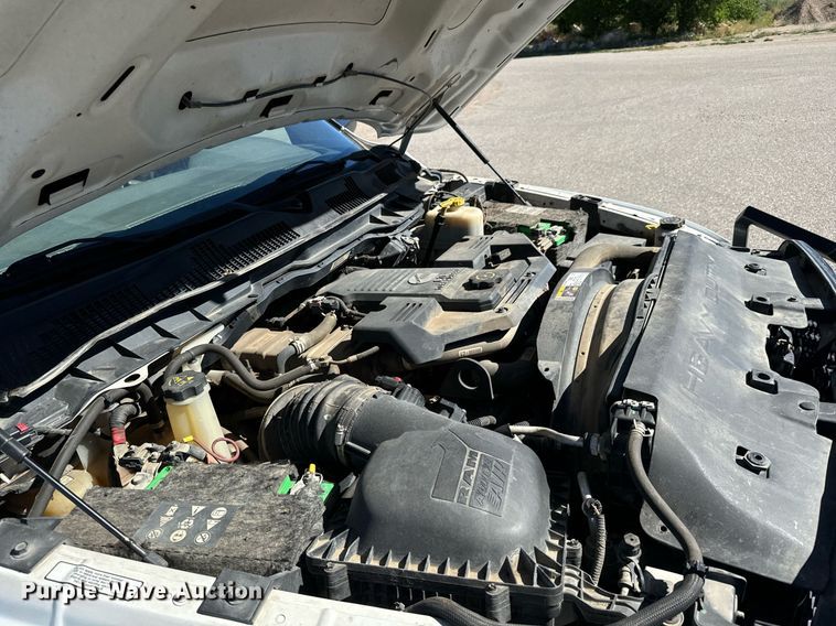 image for item EG9841 2016 Dodge Ram 4500 Crew Cab utility / service truck