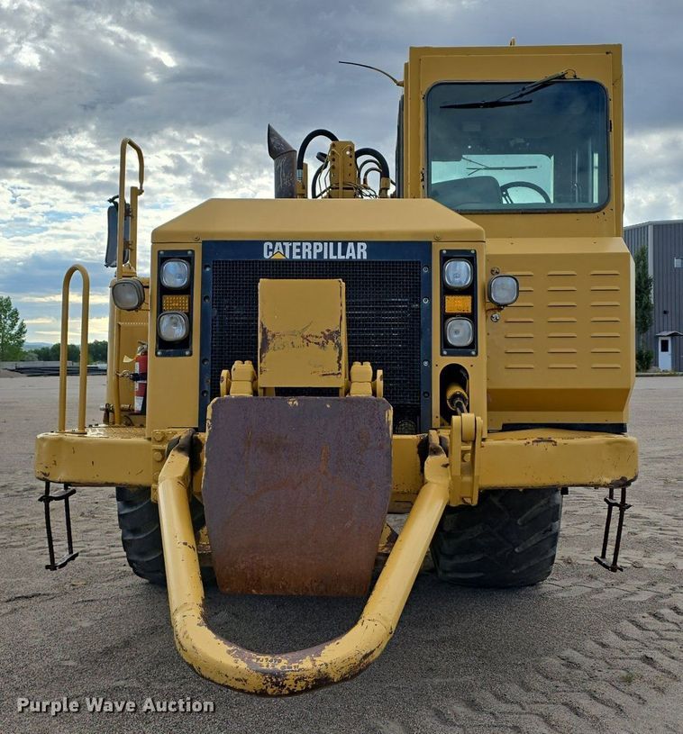 image for item EG9845 2004 Caterpillar 627G conventional scraper 
