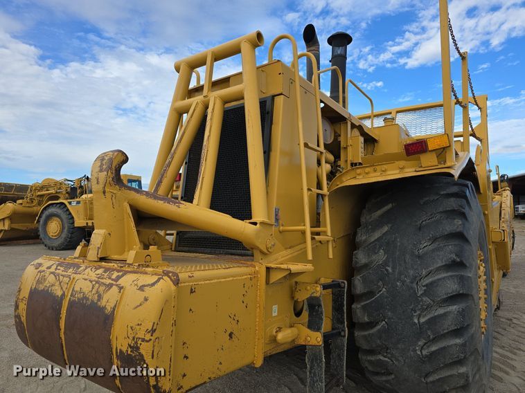 image for item EG9845 2004 Caterpillar 627G conventional scraper 