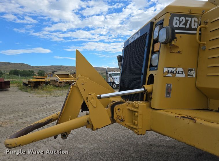 image for item EG9845 2004 Caterpillar 627G conventional scraper 