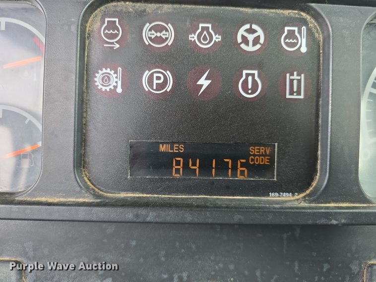 image for item EG9845 2004 Caterpillar 627G conventional scraper 