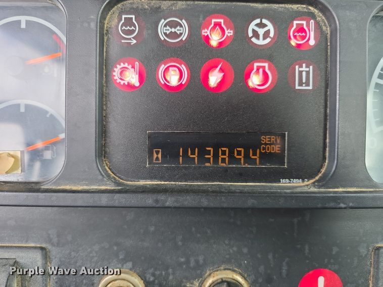 image for item EG9845 2004 Caterpillar 627G conventional scraper 