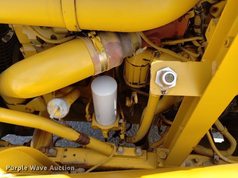 image for item EG9845 2004 Caterpillar 627G conventional scraper 