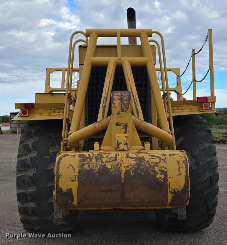 image for item EG9846 2004 Caterpillar 627G conventional scraper 