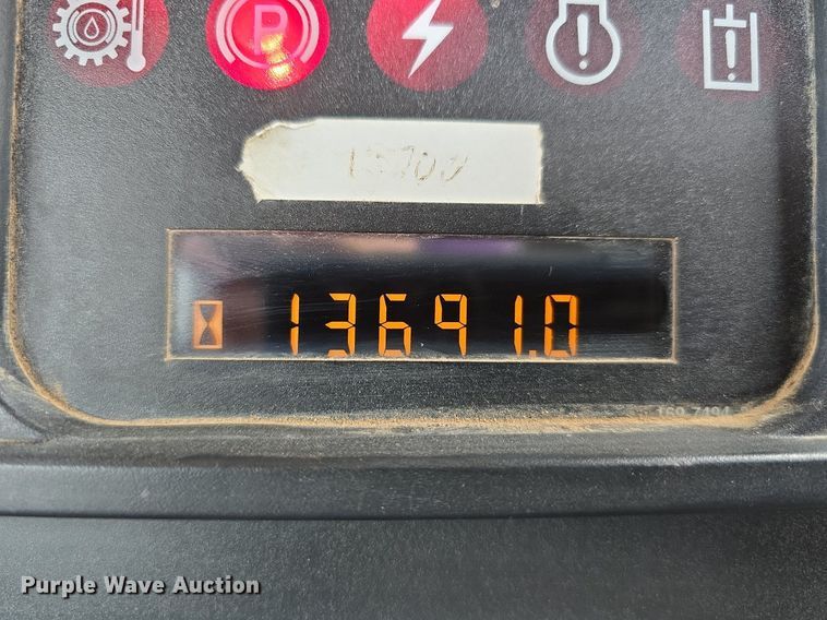 image for item EG9846 2004 Caterpillar 627G conventional scraper 