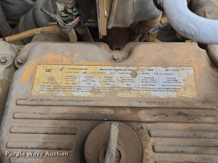 image for item EG9846 2004 Caterpillar 627G conventional scraper 