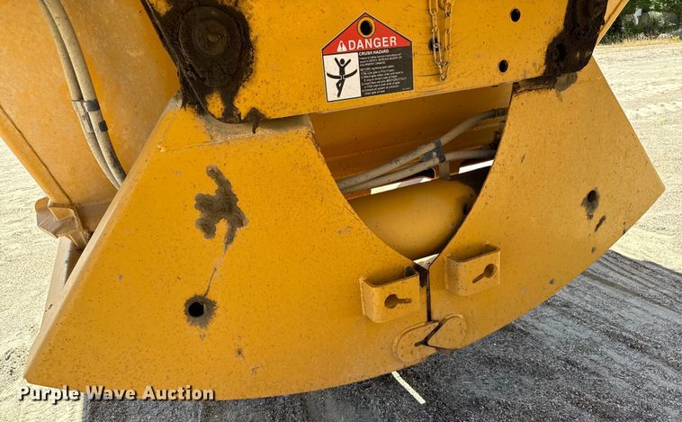 image for item EG9847 2014 Load King 2060-40-2 bottom dump trailer