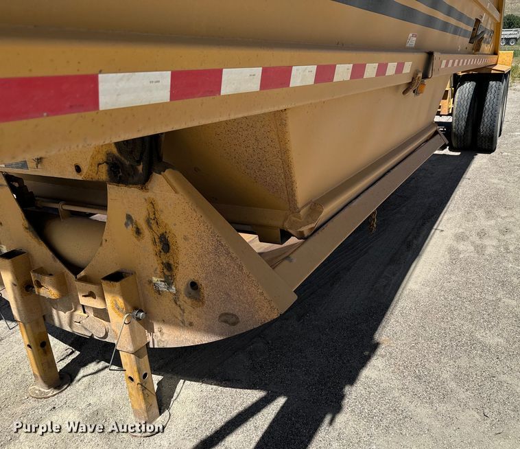 image for item EG9847 2014 Load King 2060-40-2 bottom dump trailer