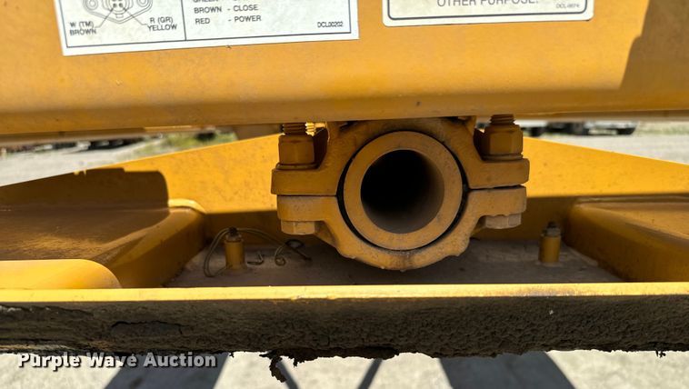 image for item EG9847 2014 Load King 2060-40-2 bottom dump trailer