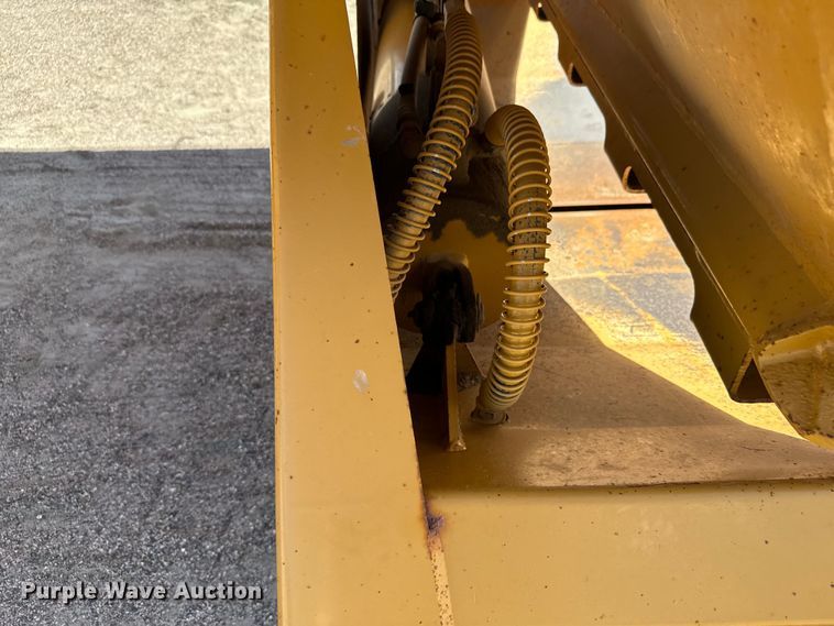 image for item EG9847 2014 Load King 2060-40-2 bottom dump trailer