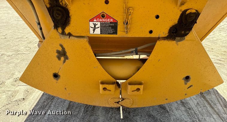 image for item EG9847 2014 Load King 2060-40-2 bottom dump trailer