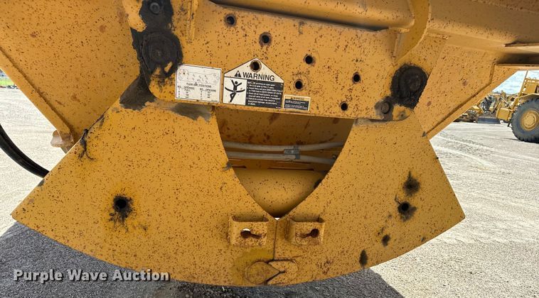 image for item EG9848 2004 Load King 2066-40-2 bottom dump trailer