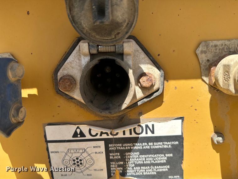 image for item EG9848 2004 Load King 2066-40-2 bottom dump trailer