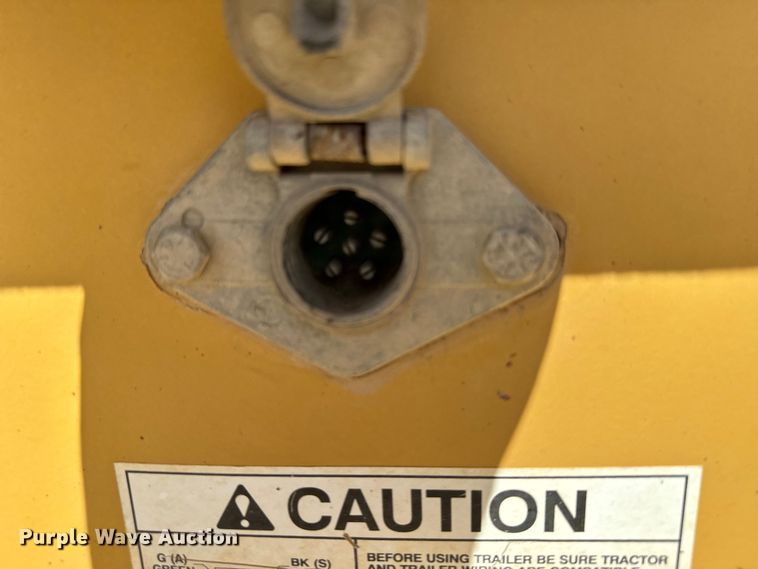 image for item EG9848 2004 Load King 2066-40-2 bottom dump trailer