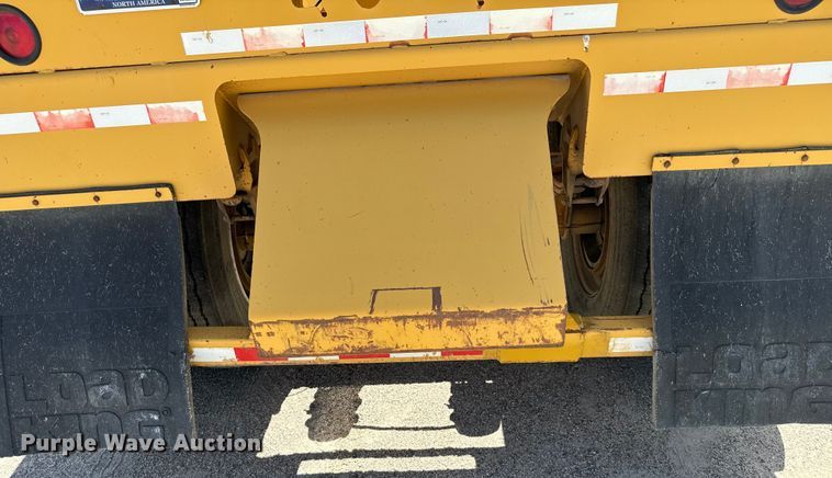 image for item EG9848 2004 Load King 2066-40-2 bottom dump trailer