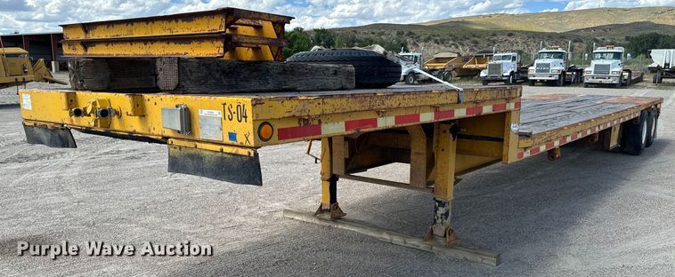 image for item EG9849 1981 General Float drop deck equipment trailer