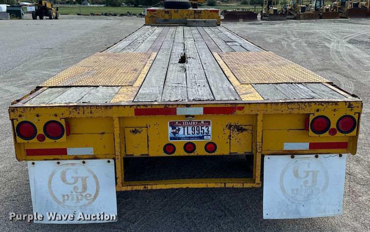 image for item EG9849 1981 General Float drop deck equipment trailer
