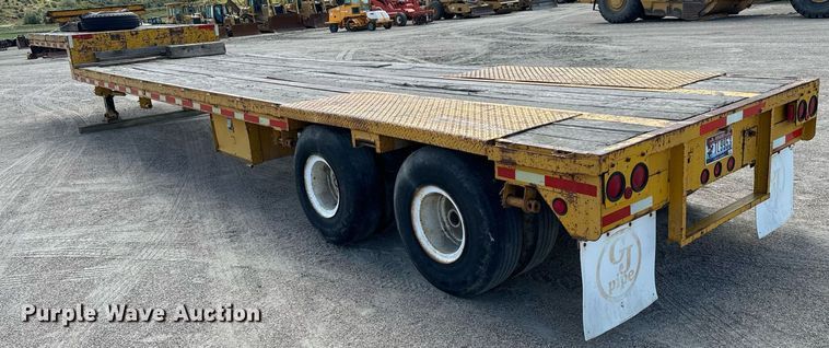 image for item EG9849 1981 General Float drop deck equipment trailer