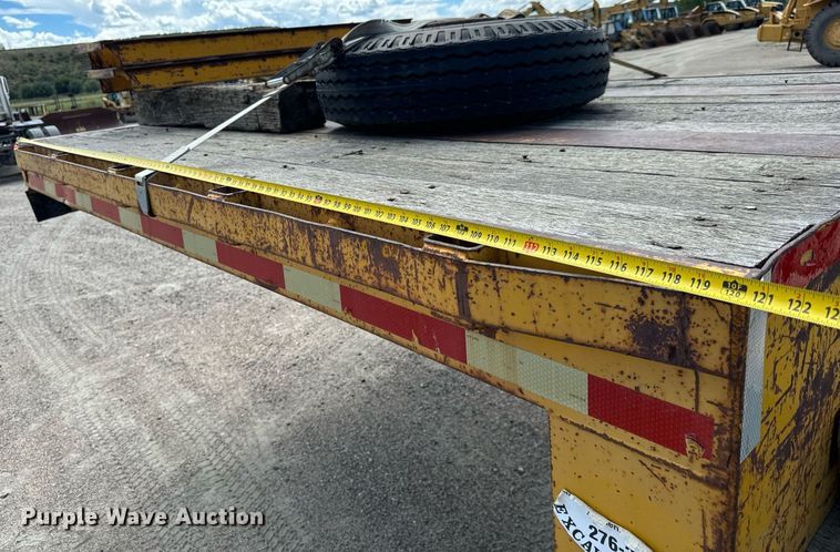 image for item EG9849 1981 General Float drop deck equipment trailer