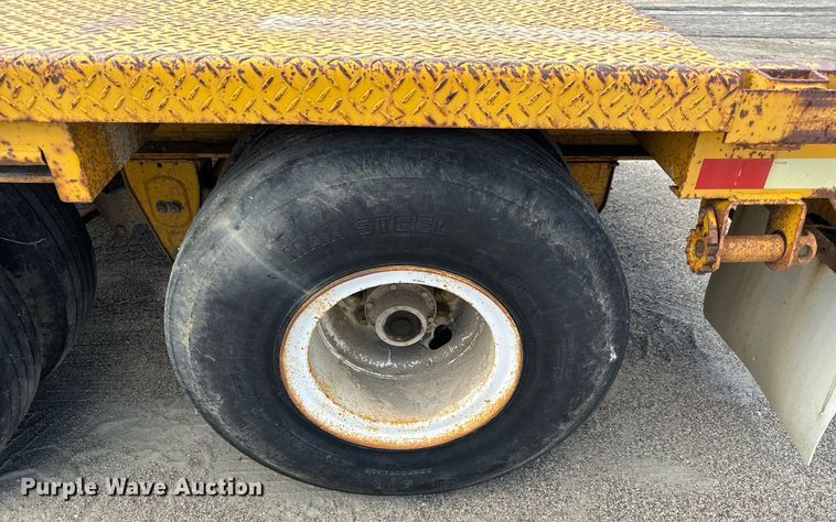 image for item EG9849 1981 General Float drop deck equipment trailer