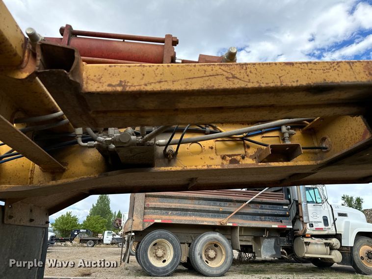 image for item EG9850 1996 Load King 503 PHD lowboy equipment trailer