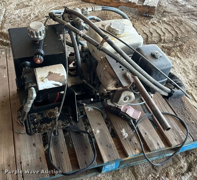 image for item EG9853 2015 Load King RM57 lowboy equipment trailer