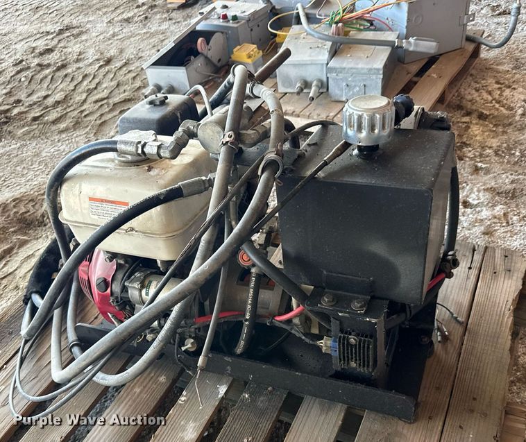 image for item EG9853 2015 Load King RM57 lowboy equipment trailer