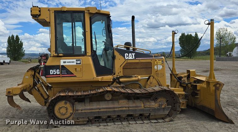 image for item EG9854 2006 Caterpillar D5G XL dozer