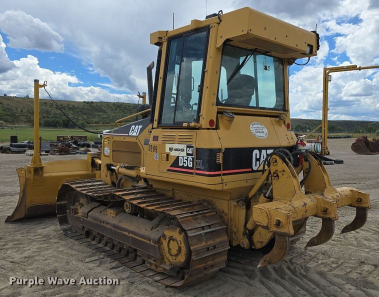image for item EG9854 2006 Caterpillar D5G XL dozer