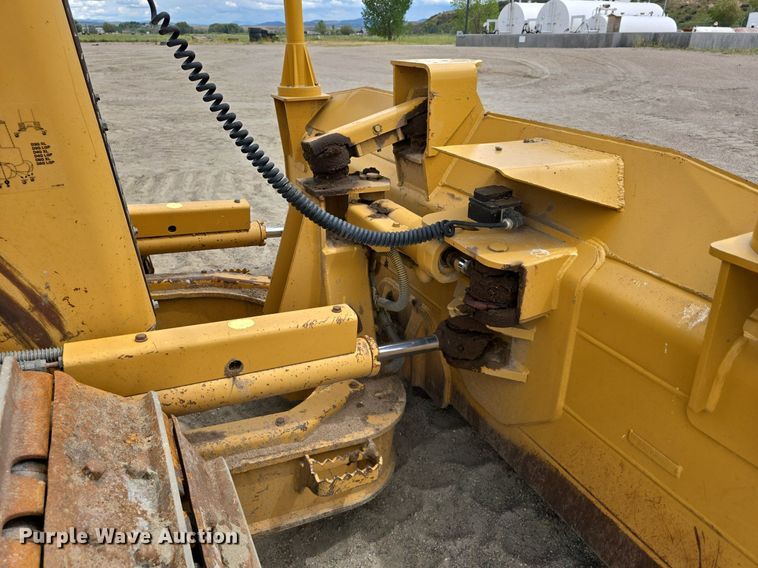 image for item EG9854 2006 Caterpillar D5G XL dozer