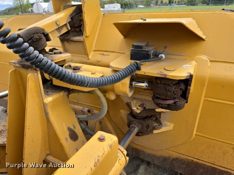 image for item EG9854 2006 Caterpillar D5G XL dozer