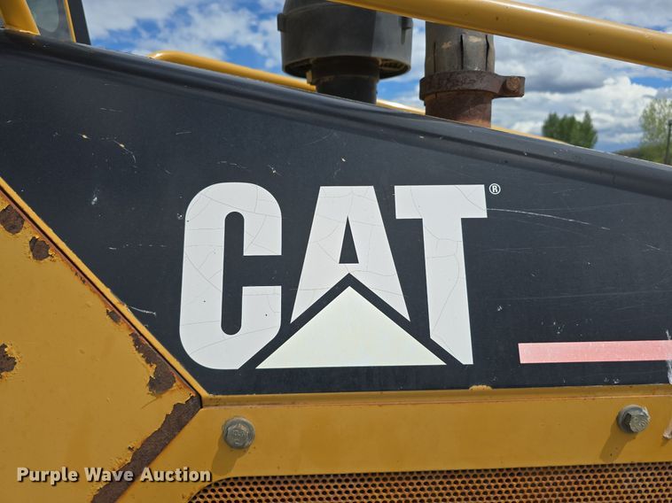 image for item EG9854 2006 Caterpillar D5G XL dozer