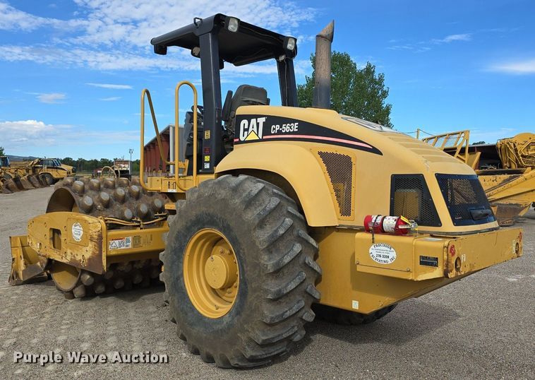image for item EG9855 2005 Caterpillar CP-563E single drum vibratory roller