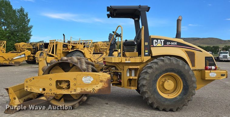 image for item EG9855 2005 Caterpillar CP-563E single drum vibratory roller