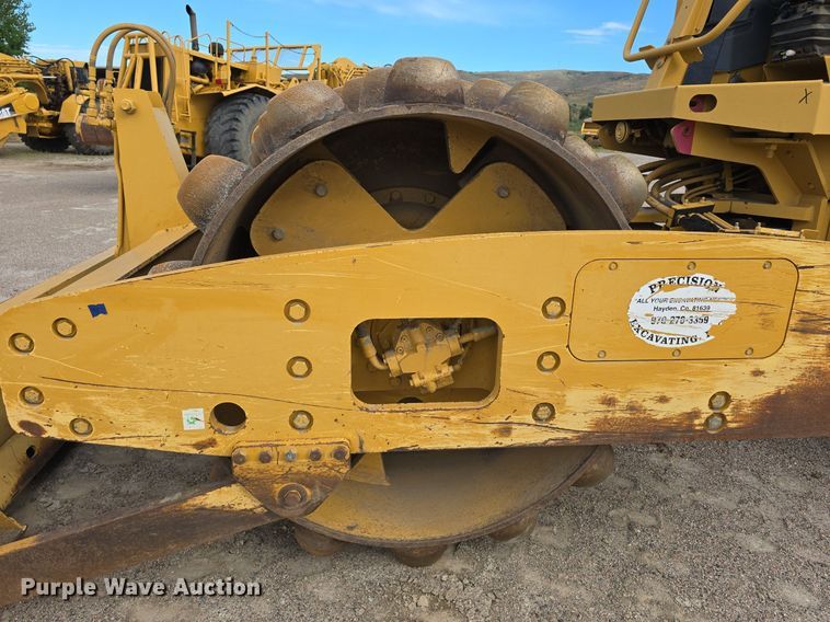 image for item EG9855 2005 Caterpillar CP-563E single drum vibratory roller