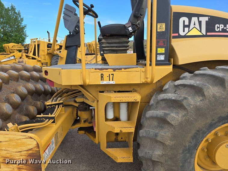 image for item EG9855 2005 Caterpillar CP-563E single drum vibratory roller