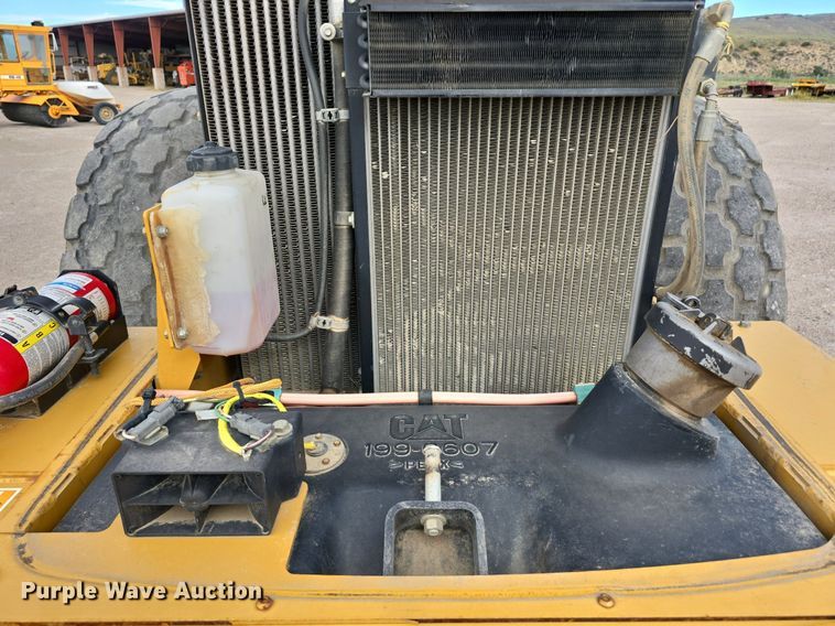 image for item EG9857 2007 Caterpillar CS-563E single drum vibratory roller