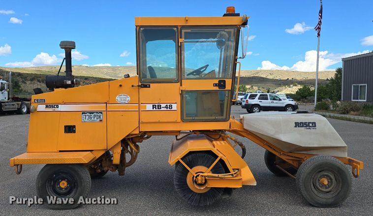 image for item EG9858 2008 Rosco RB-48 broom