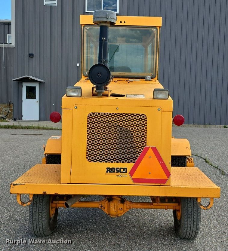 image for item EG9858 2008 Rosco RB-48 broom