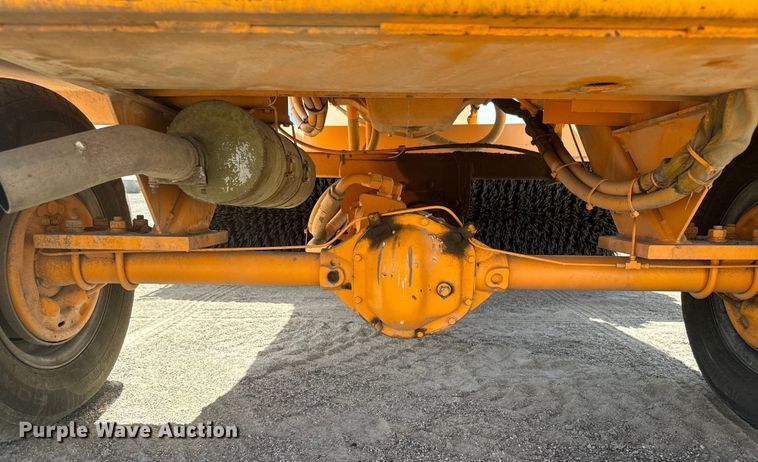 image for item EG9858 2008 Rosco RB-48 broom