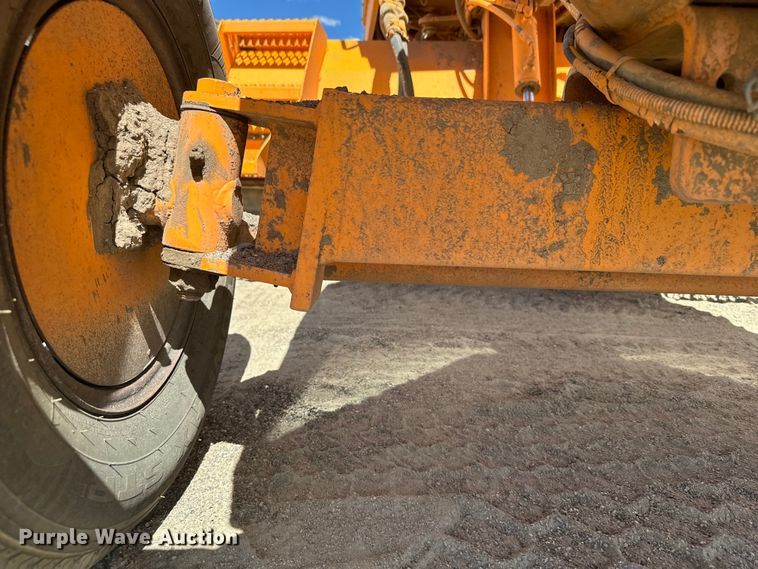 image for item EG9858 2008 Rosco RB-48 broom