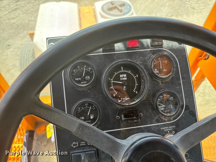 image for item EG9858 2008 Rosco RB-48 broom