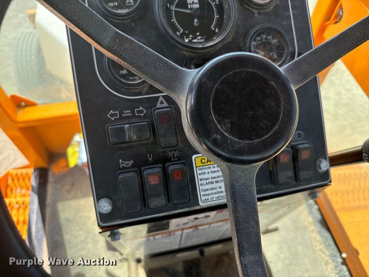 image for item EG9858 2008 Rosco RB-48 broom