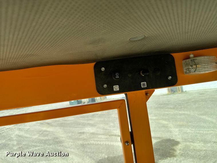 image for item EG9858 2008 Rosco RB-48 broom